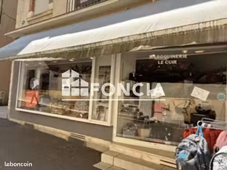 local commercial 4 pièces 155.93m² à louer 1480 - bourgoin-jallieu 38300