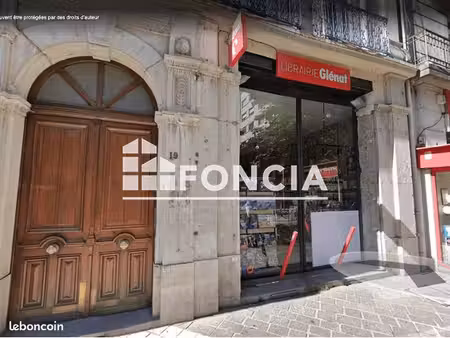 local commercial 290.54m² à louer 2770 - grenoble 38000