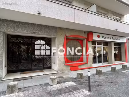 local commercial 6 pièces 104.68m² à louer 1230 - grenoble 38100