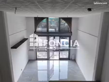 local commercial 73.17m² à louer 1083.33 - saint martin d'heres 38400