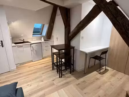 studio meublé - place république - 14m2