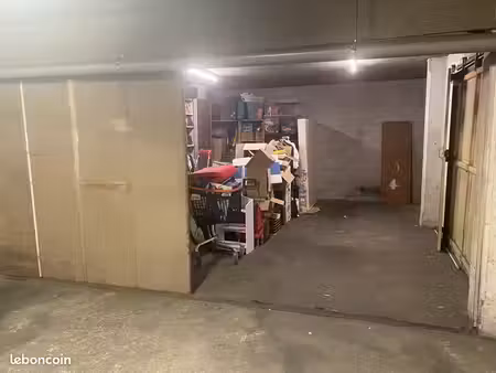 location box voiture  motos ou stockage 15m²