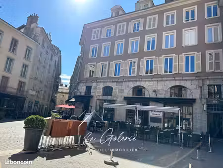 murs commerciaux 70 m² grenoble