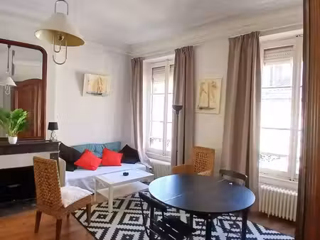 loue t1 bordeaux centre 40 m²