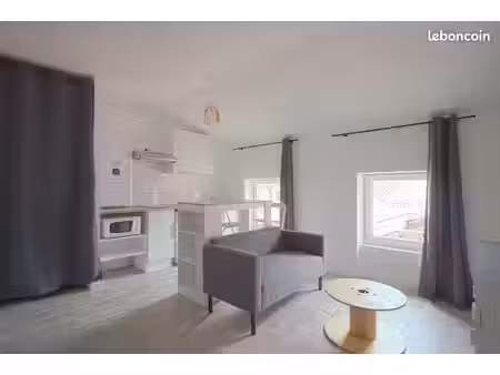 t1 bis meublé rénové – hypercentre – 25 m²