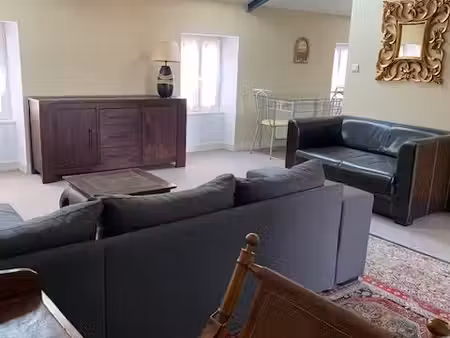 50 m2centre ville jarnac