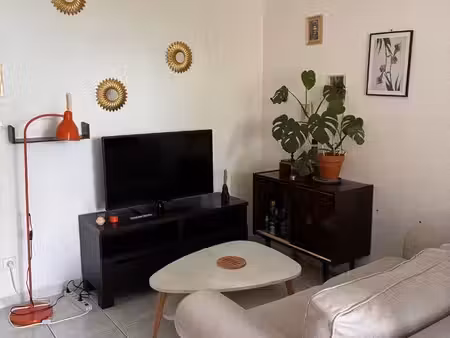 t2 meublé 32 m² – toulouse la vache – métro à 2 min à pied