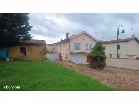 maison avec dépendance et terrain