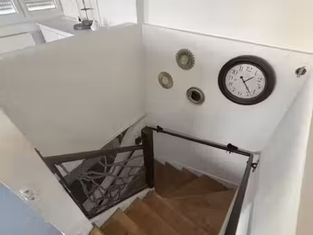 maison de ville avec garage et parking sécurisé