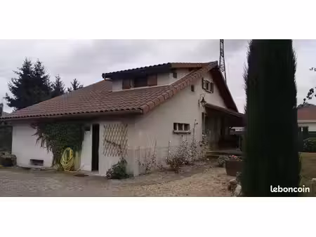 villa 5 pièces 111 m²
