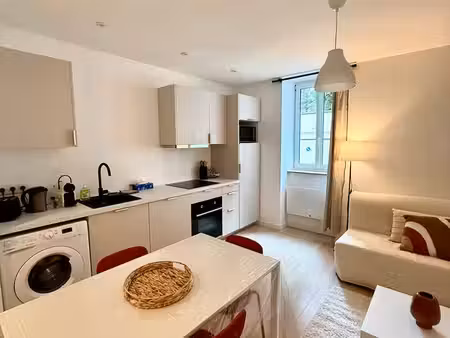 appartement t2 rénové – 36 m² – parking – à 250 m de la plage – pornichet