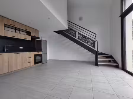 bel appartement meublé lumineux de 84.60m2 à marennes 69