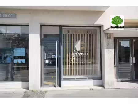 montchat hôpitaux local 26 m2 rénové sur axe très passant. b