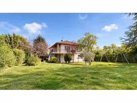 maison de luxe à vendre dans le quartier les coteaux