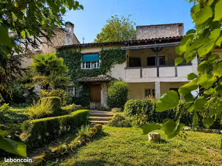 maison de village avec jardin