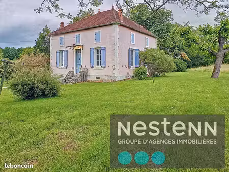 propriété 3 pièces 85 m²