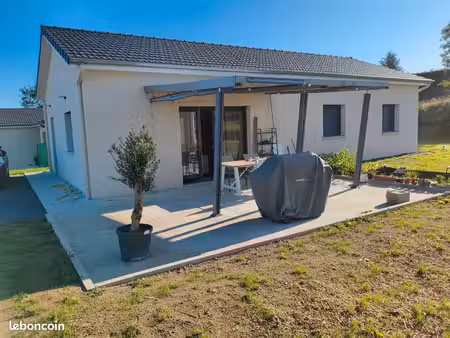 ? maison plain pied   secteur marnhac yssingeaux