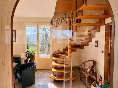 maison 9 pièces 172 m²