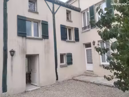propriété 11 pièces 380 m²