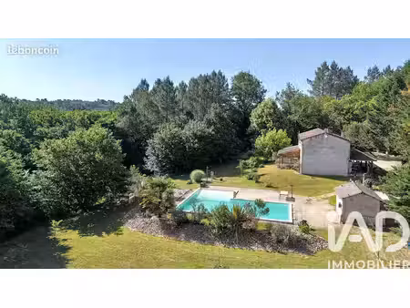 maison 5 pièces 142 m²