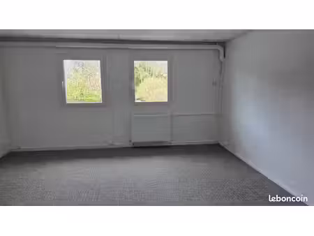 bureau professionnel 15 m² – 235 ht/mois – orléans - saint pryvé saint mesmin