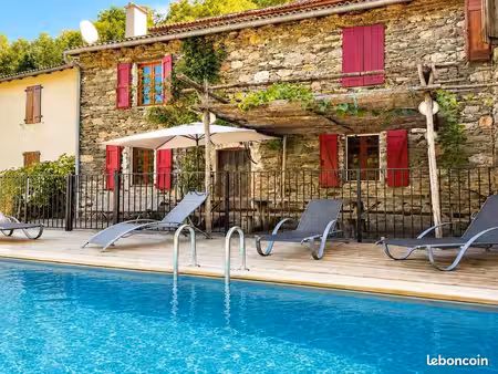 maison 7 pièces 151 m²