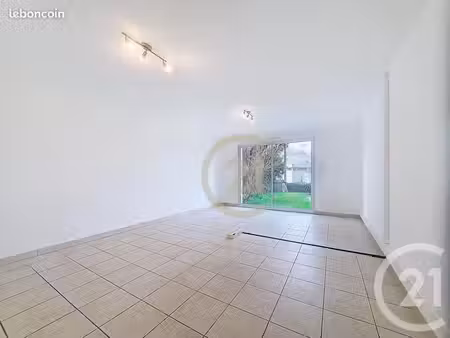 commerce 50 m²