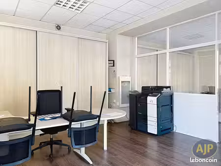 local commercial 52 m² chateaubriant