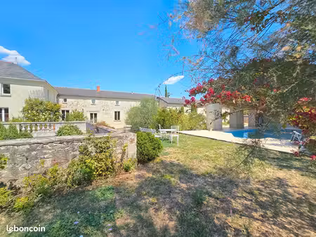 propriété 9 pièces 285 m²