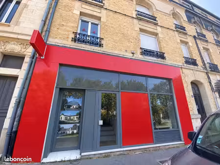 local commercial 170 m² reims