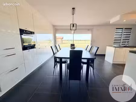 maison 5 pièces 148 m²