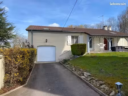 maison 97m² 3 - chambres - jardin - maulan