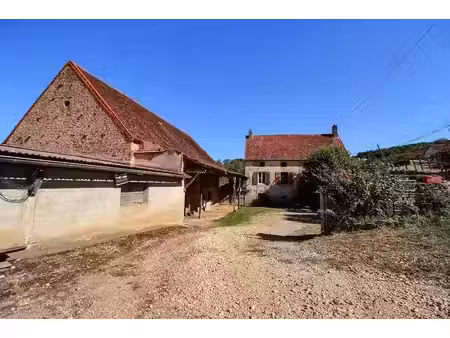 vente ferme 5 pièces 114 m² à joncy (71460)  200 000 €