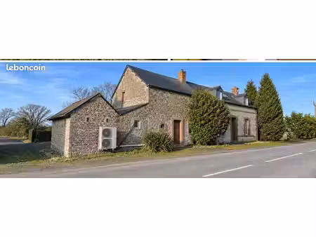 charmante maison en pierres avec dépendances et grand terrain