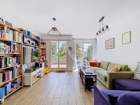 appartement 3 pièces de 73.89 m² - saint-germain-en-laye