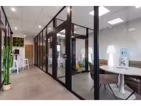 local commercial 100m2 rose des vents