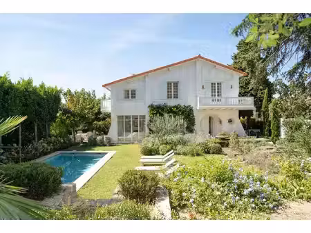 a visiter absolument maison antibes
