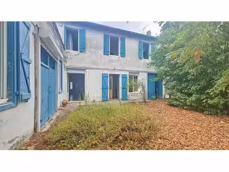 maison de ville spacieuse à vendre à cazères