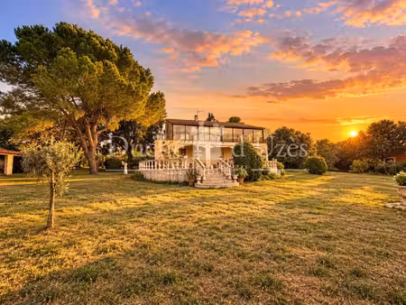 villa