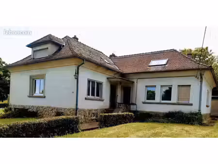 maison 9 pièces 198 m²
