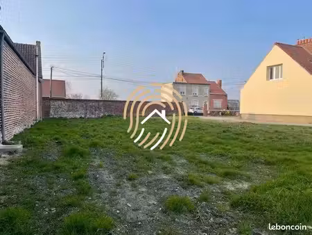 terrain 593 m² raimbeaucourt