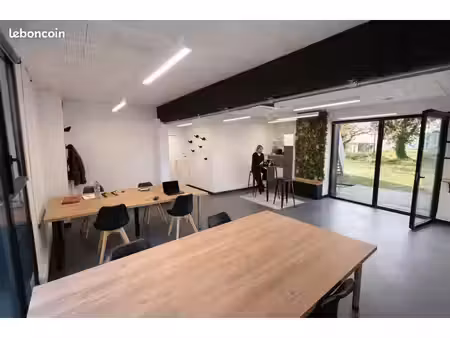location bureau coworking vannes