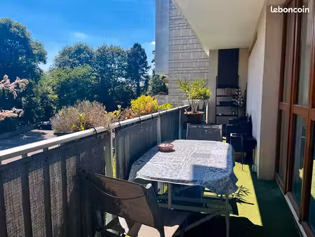 appartement 2 pièces 69 m²