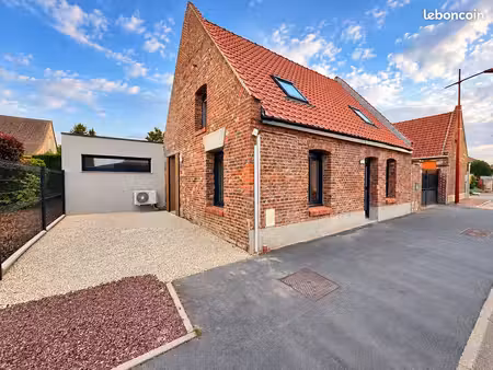 maison semi-plain-pied entièrement rénovée – aucun travaux – village prisé