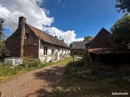 fermette en u à réinventer sur terrain de plus de 1 700 m²