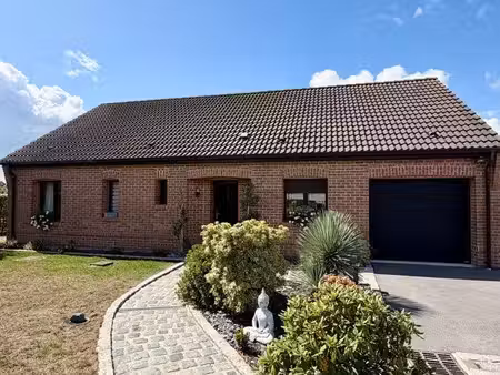 maison individuelle 135m² habitable – terrain 1 456 m² – semi plain-pied – forest-en-cambr