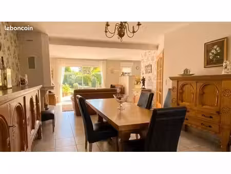 maison 5 pièces 149 m²