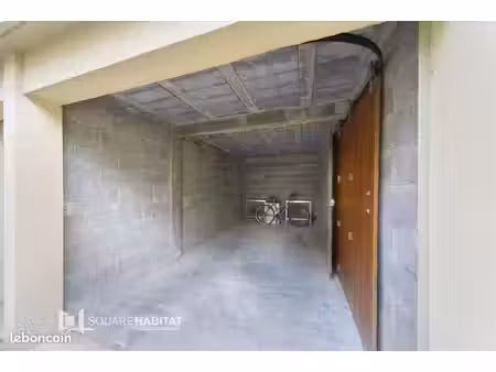 garage/box 12 m² pau