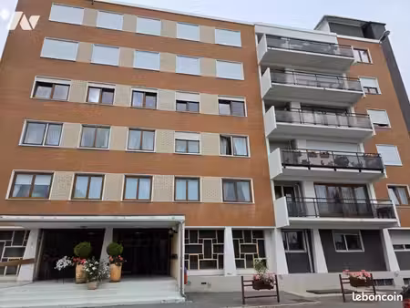 appartement 3 pièces 80 m²