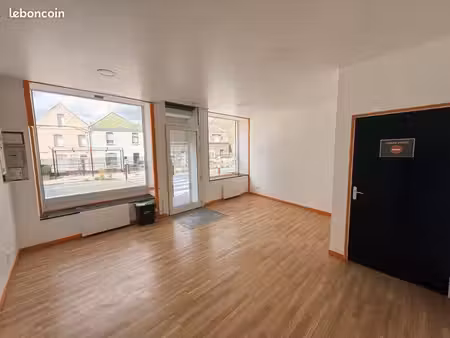 local commercial à louer